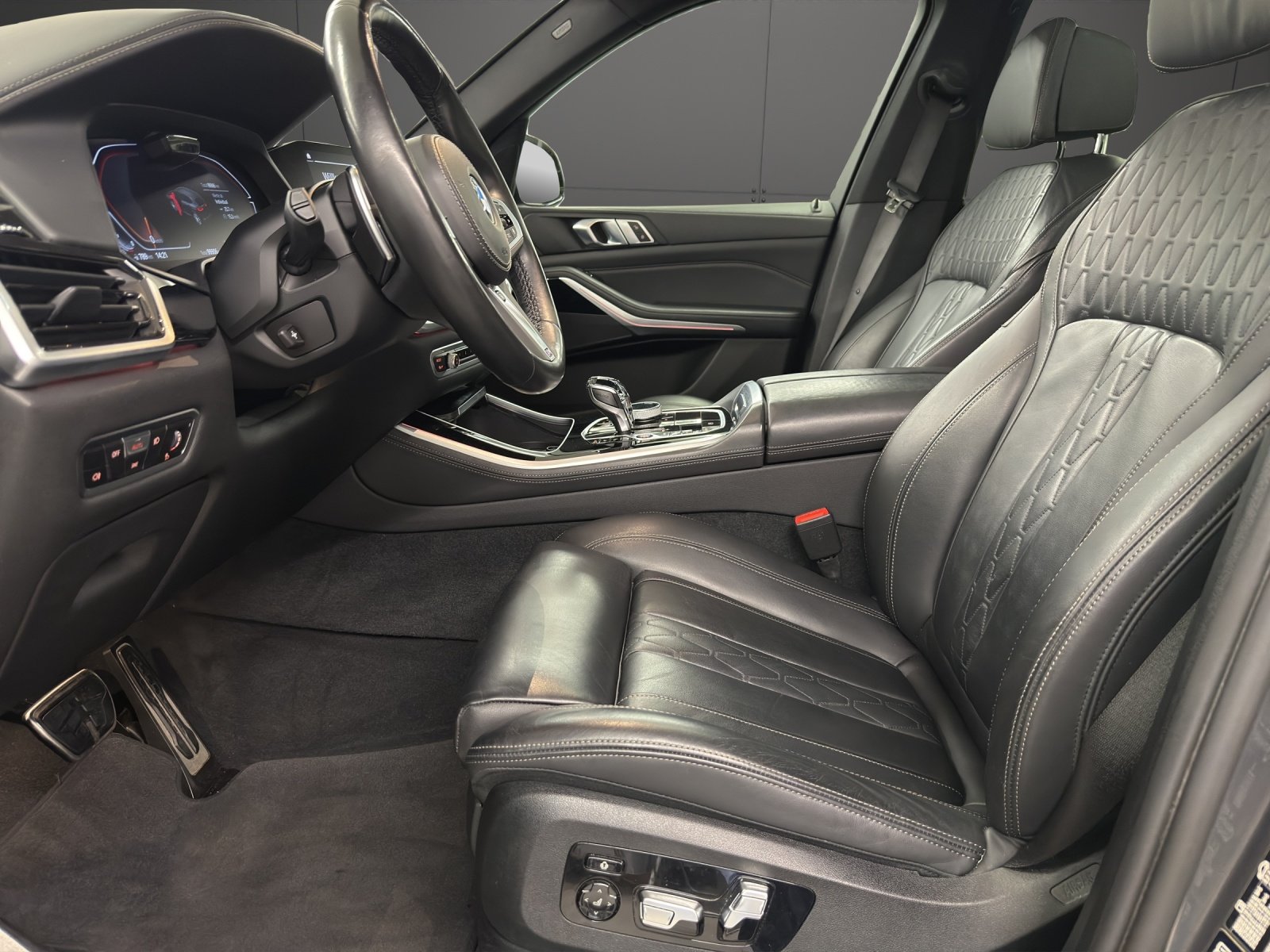BMW X5 40d M SPORT, Hybride Léger Diesel/Électricité, Occasion / Utilisé, Automatique - 7