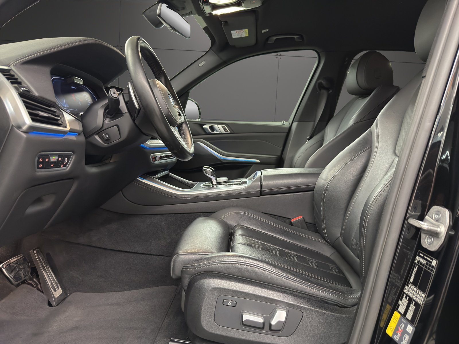 BMW X5 45e M SPORT, Hybride Rechargeable Essence/Électricité, Occasion / Utilisé, Automatique - 7