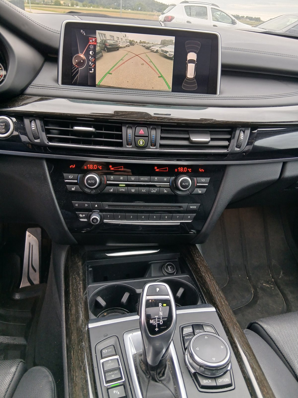 BMW X5 50i Steptronic, Benzin, Occasion / Gebraucht, Automatik - 5