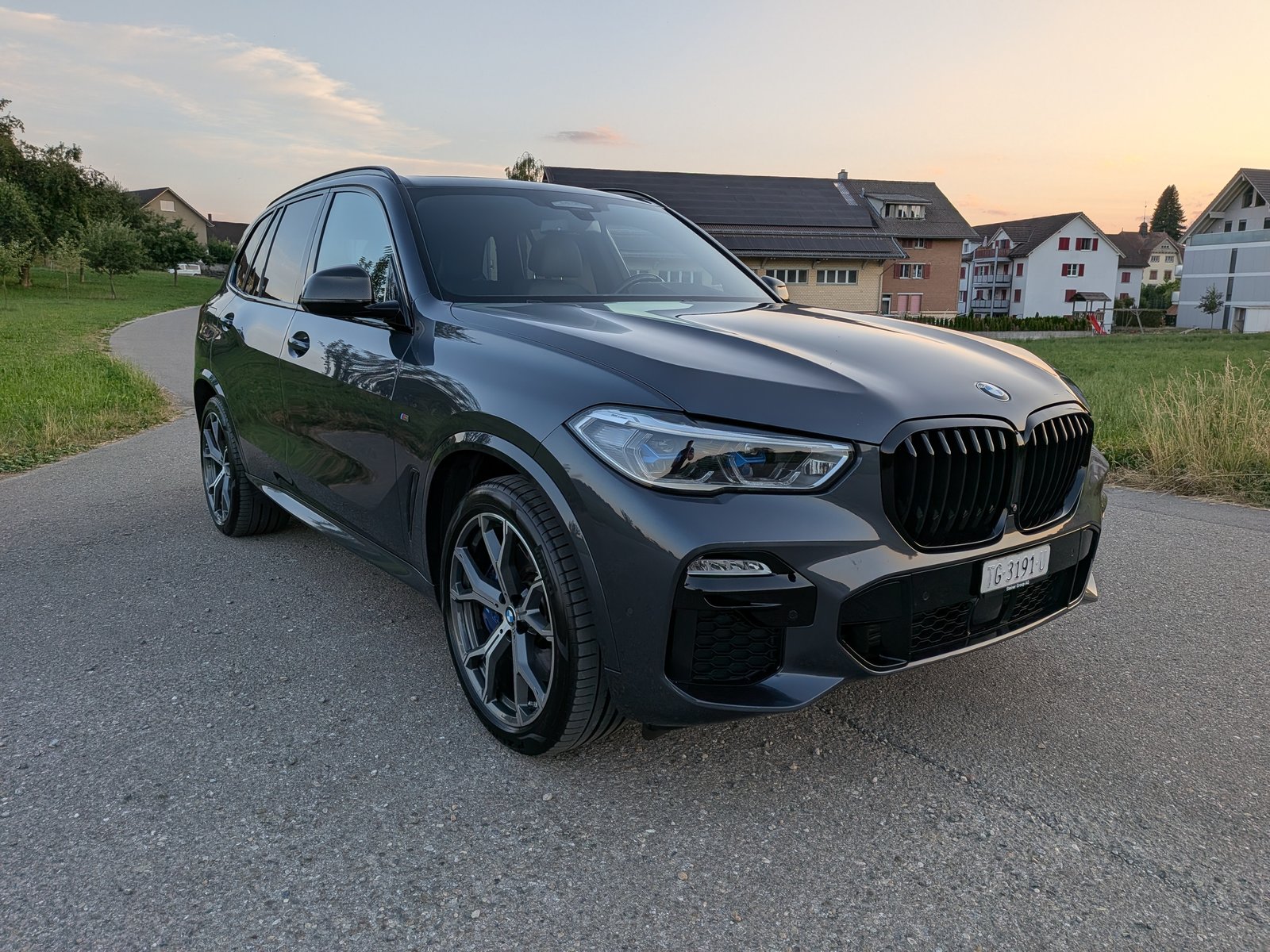 BMW X5 45e M Sport Steptronic, Plug-in-Hybrid Benzin/Elektro, Occasion / Gebraucht, Automatik - 3