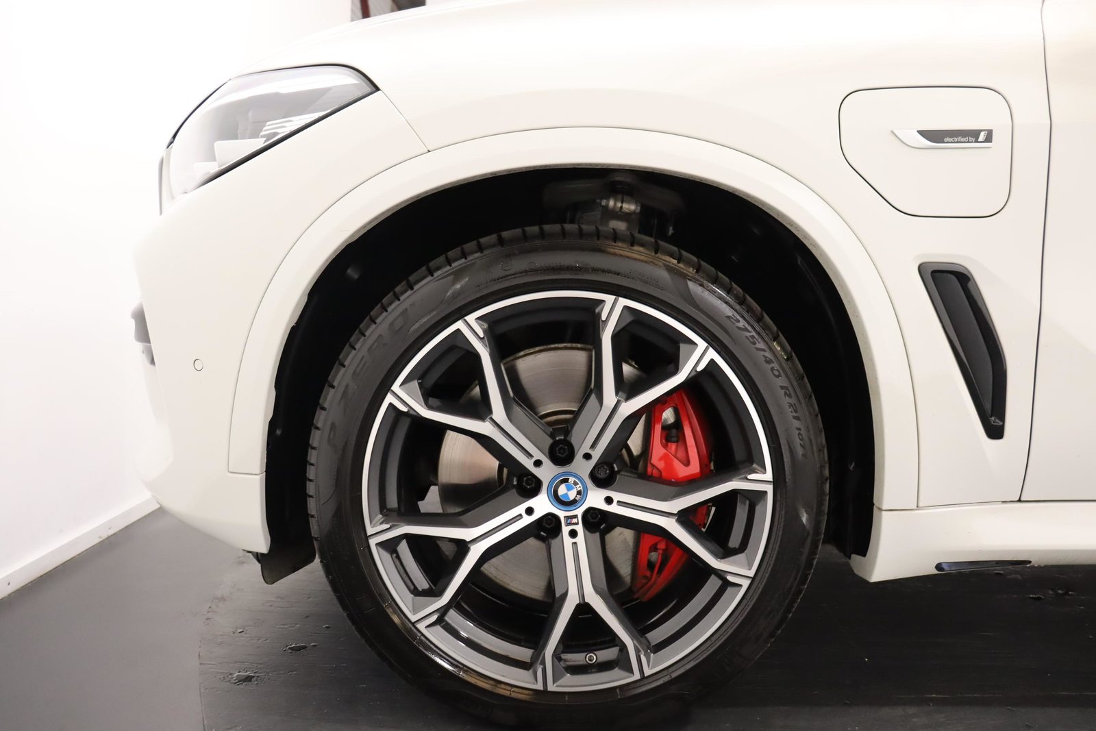 BMW X5 45e xDrive, Hybride Rechargeable Essence/Électricité, Occasion / Utilisé, Automatique - 7