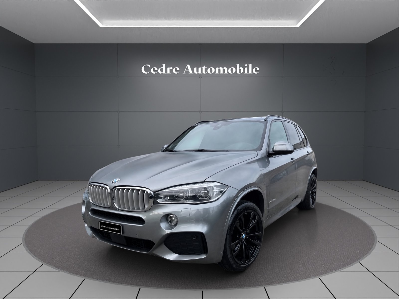 BMW X5 40e iPerformance Pure M Sport Steptronic, Plug-in-Hybrid Benzin/Elektro, Occasion / Gebraucht, Automatik - 2