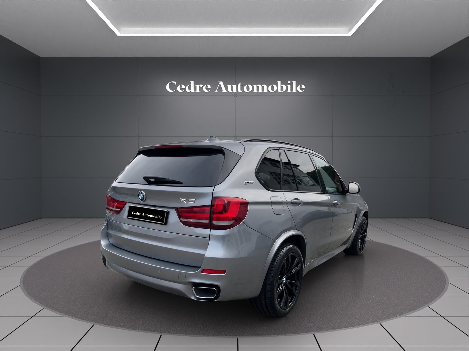 BMW X5 40e iPerformance Pure M Sport Steptronic, Plug-in-Hybrid Benzin/Elektro, Occasion / Gebraucht, Automatik - 4