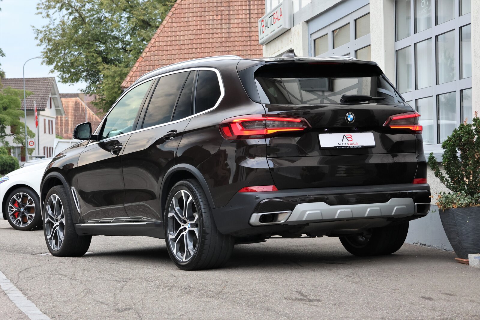 BMW X5 48V 40d xLine Steptronic (CH) + 2.7T AHK, Mild-Hybrid Diesel/Electric, Second hand / Used, Automatic - 3