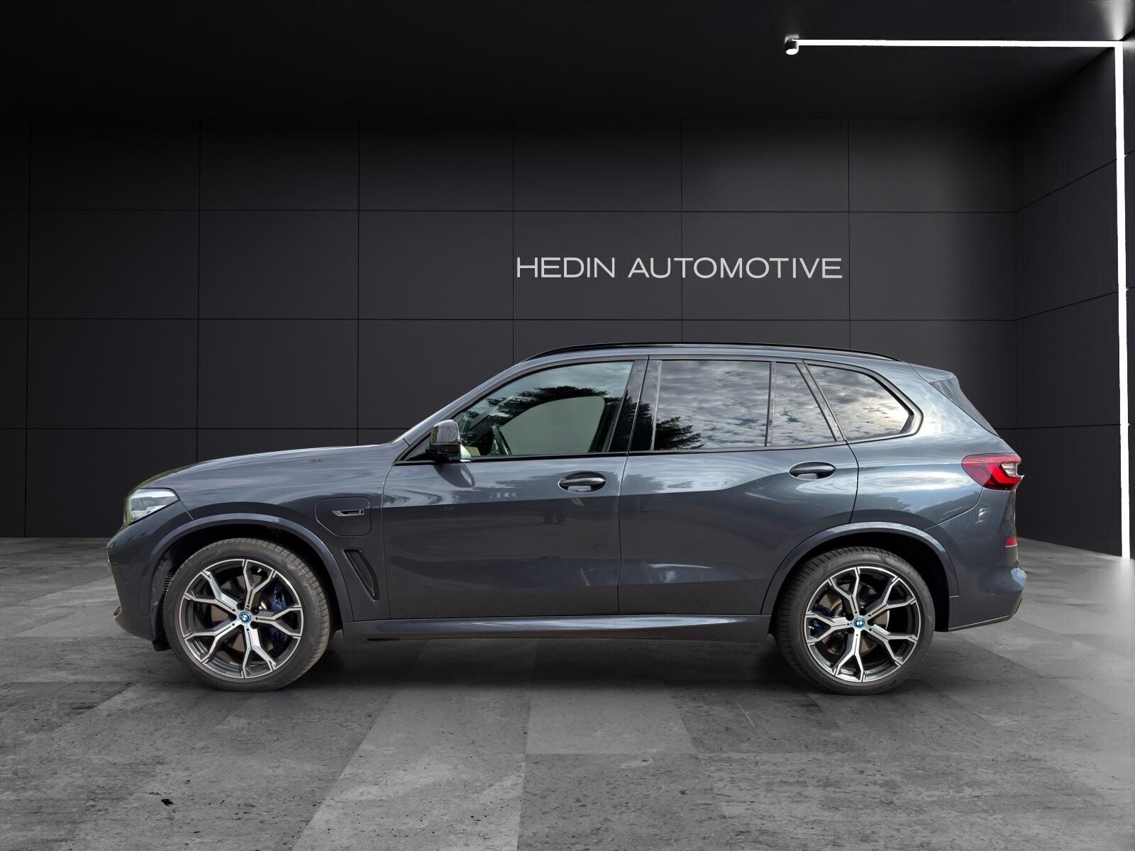 BMW X5 45e xDrive, Plug-in-Hybrid Petrol/Electric, Second hand / Used, Automatic - 4