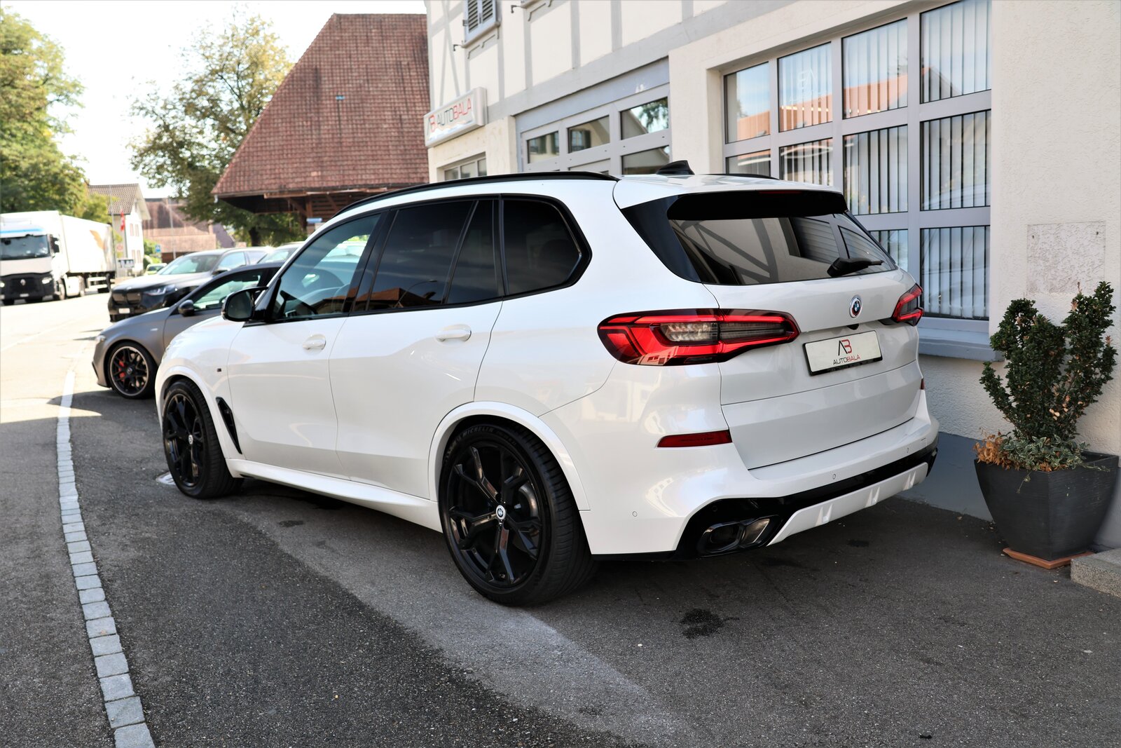 BMW X5 30d Steptronic M-Sport (CH) + 2.7T AHK, Diesel, Occasion / Gebraucht, Automatik - 7