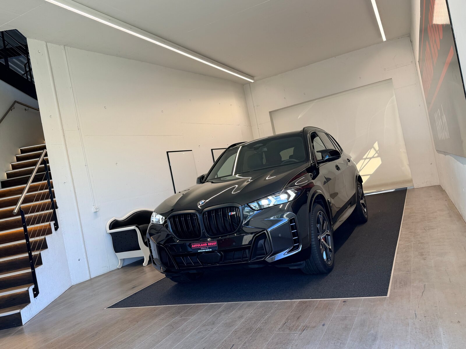 BMW X5 48V M60i M Sport Pro Steptronic, Mild-Hybrid Benzin/Elektro, Occasion / Gebraucht, Automatik - 3