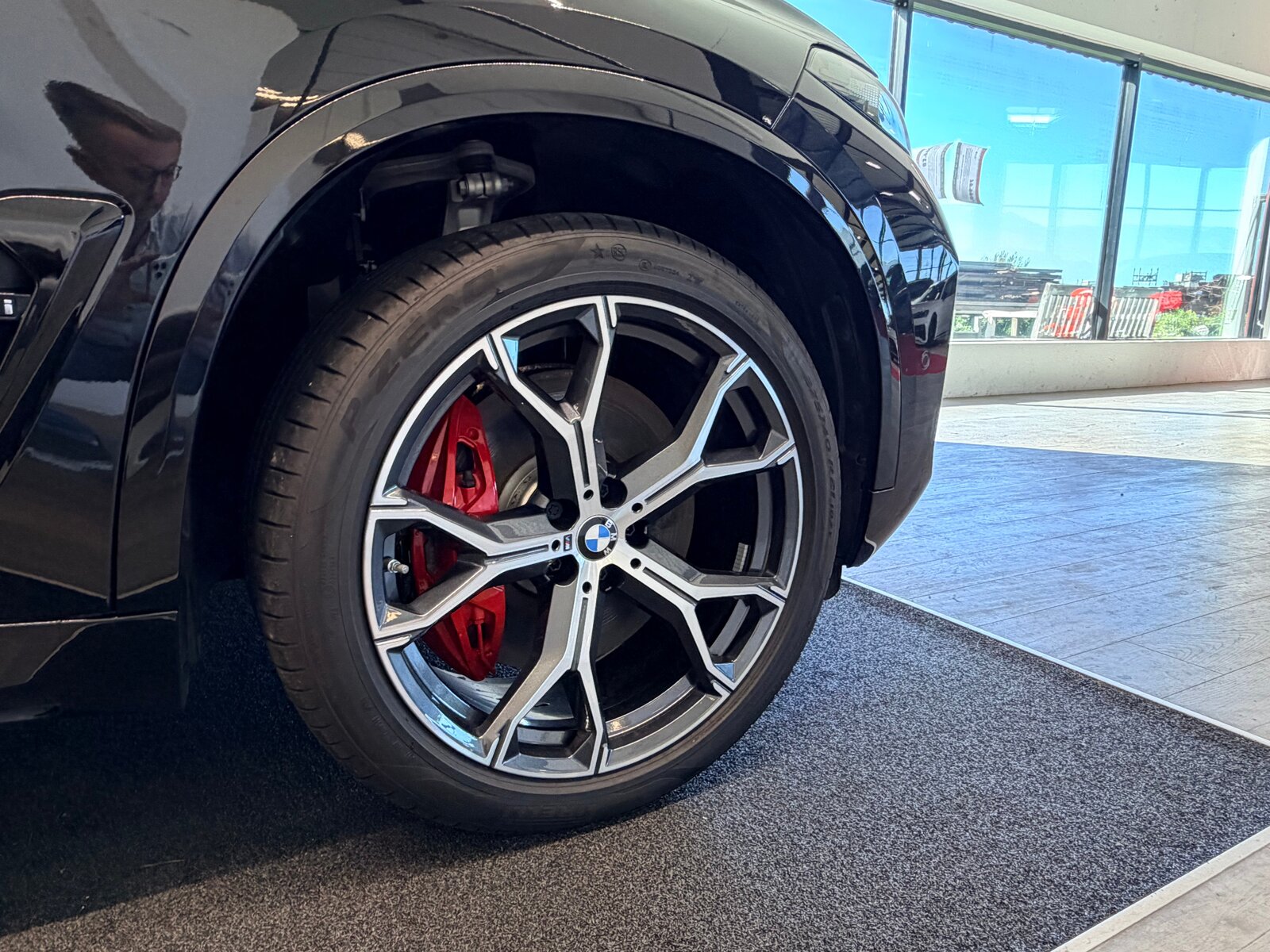 BMW X5 48V M60i M Sport Pro Steptronic, Mild-Hybrid Benzin/Elektro, Occasion / Gebraucht, Automatik - 6