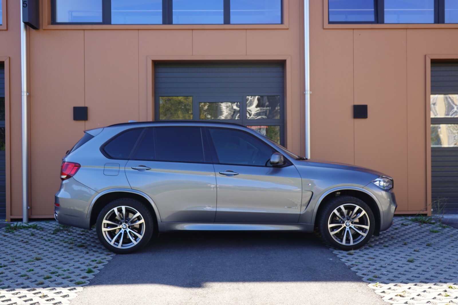 BMW X5 40d * CH Auto * Pack M * Caméra de Recul * Tempomat *, Diesel, Occasioni / Usate, Automatico - 4