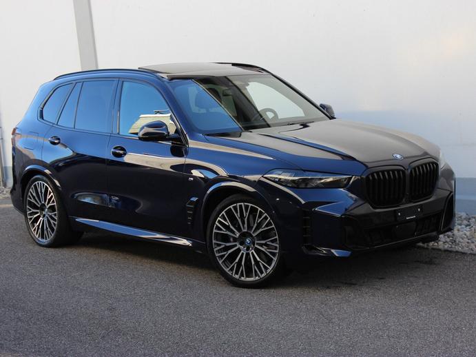 BMW X5 50e M Sport Pro Individual Tansanitblau Metallic 0.0-LE, Plug-in-Hybrid Benzin/Elektro, Occasion / Gebraucht, Automatik