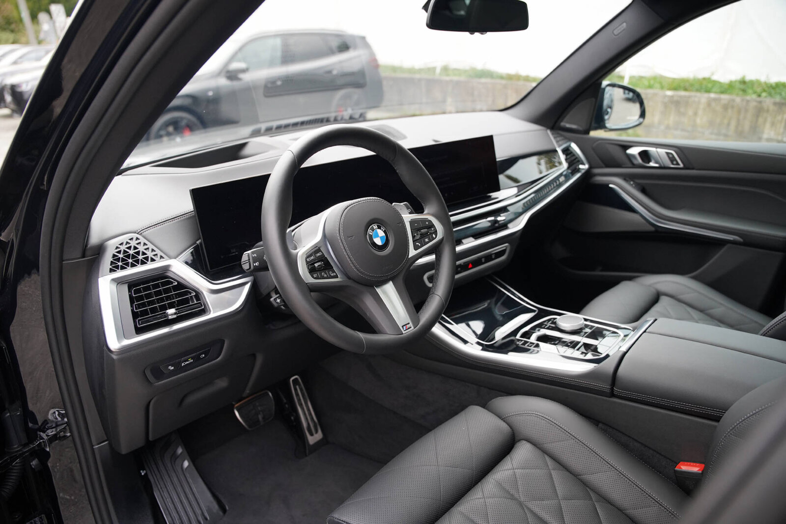 BMW X5  48V 40d M Sport Pro Steptronic, Mild-Hybrid Diesel/Elektro, Occasion / Gebraucht, Automatik - 7