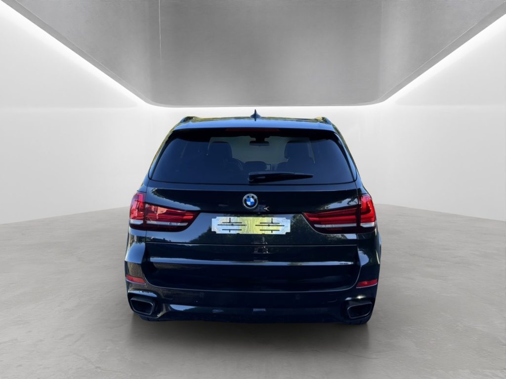 BMW X5 50i xDrive, Essence, Occasion / Utilisé, Automatique - 4