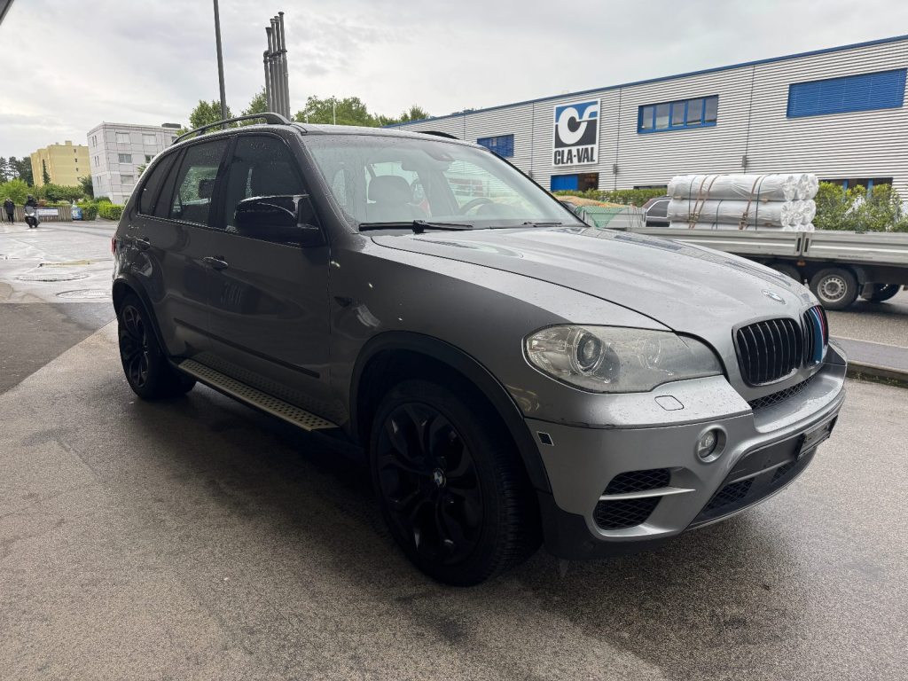 BMW 50i xDrive, Benzin, Occasion / Gebraucht, Automatik - 3