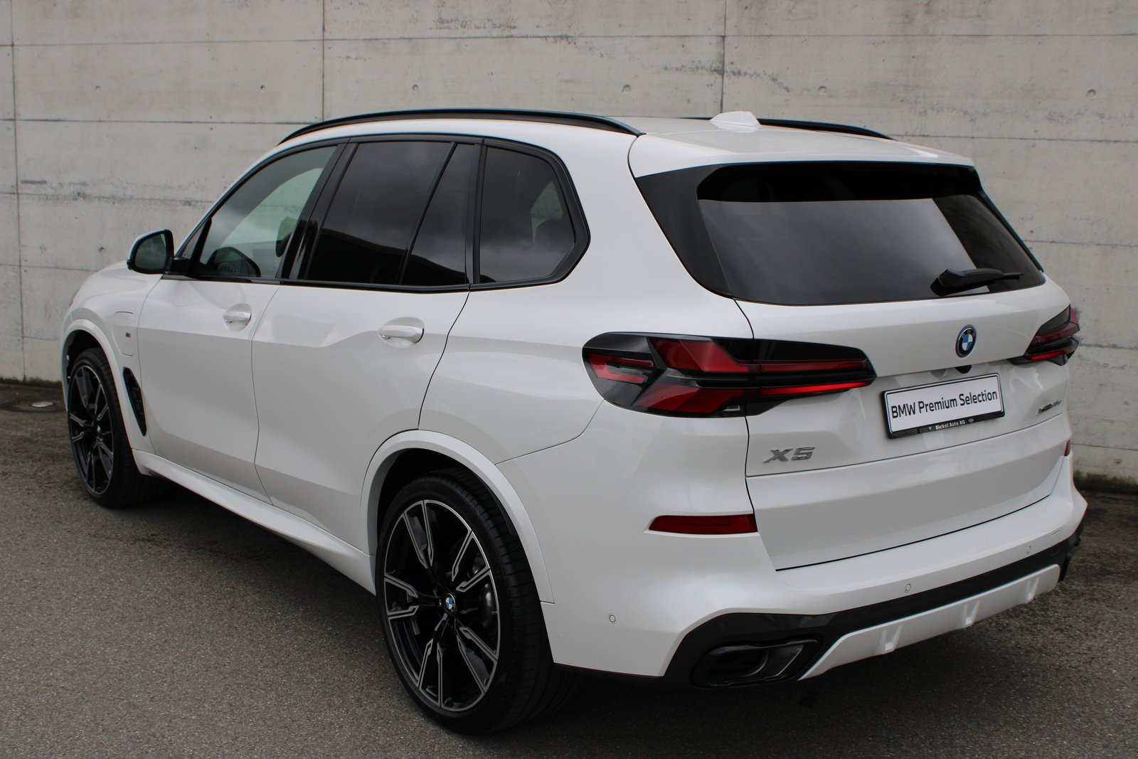 BMW X5 xDr 50e M Sport Pro, Hybride Rechargeable Essence/Électricité, Voiture de démonstration, Automatique - 4