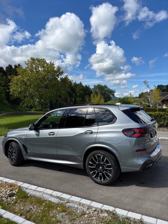 BMW X5 50e xDrive SAG, Plug-in-Hybrid Benzin/Elektro, Vorführwagen, Automatik - 3