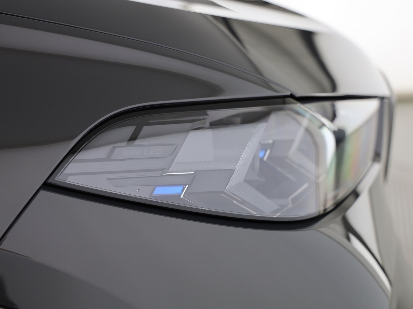 BMW X5 xDr 50e M Sport Pro, Plug-in-Hybrid Benzin/Elektro, Neuwagen, Automat - 6