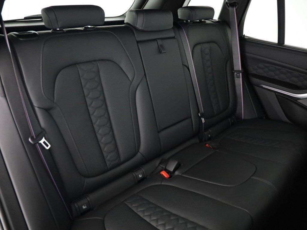 BMW X5 M Competition, Mild-Hybrid Petrol/Electric, New car, Automatic - 6