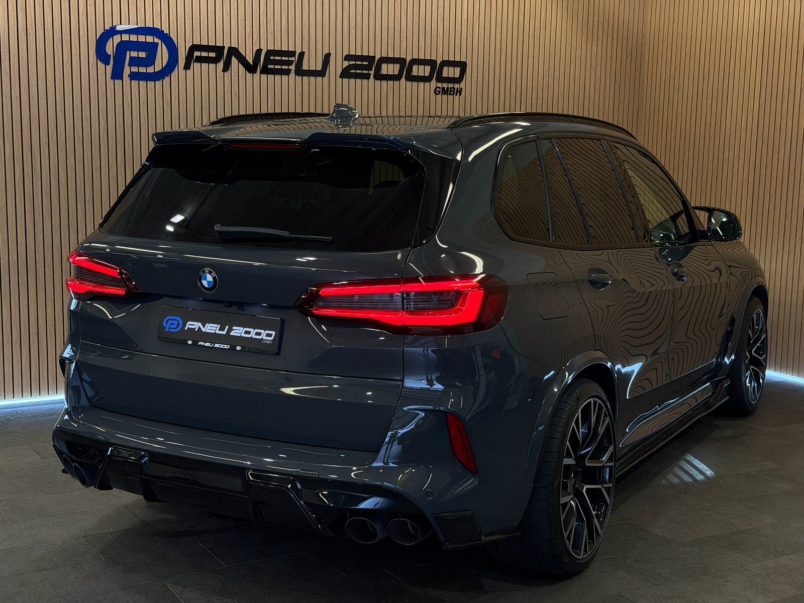 BMW X5M Competition Steptronic Competition *Gratis Service*, Benzin, Occasion / Gebraucht, Automatik - 4