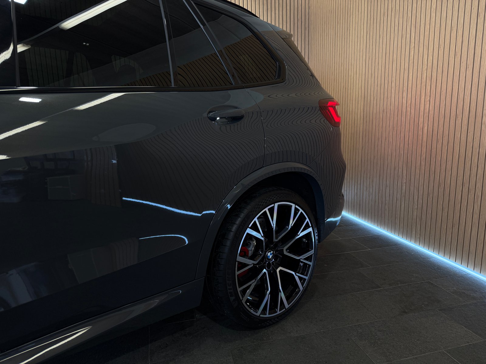 BMW X5M Competition Steptronic Competition, Benzin, Occasion / Gebraucht, Automatik - 4