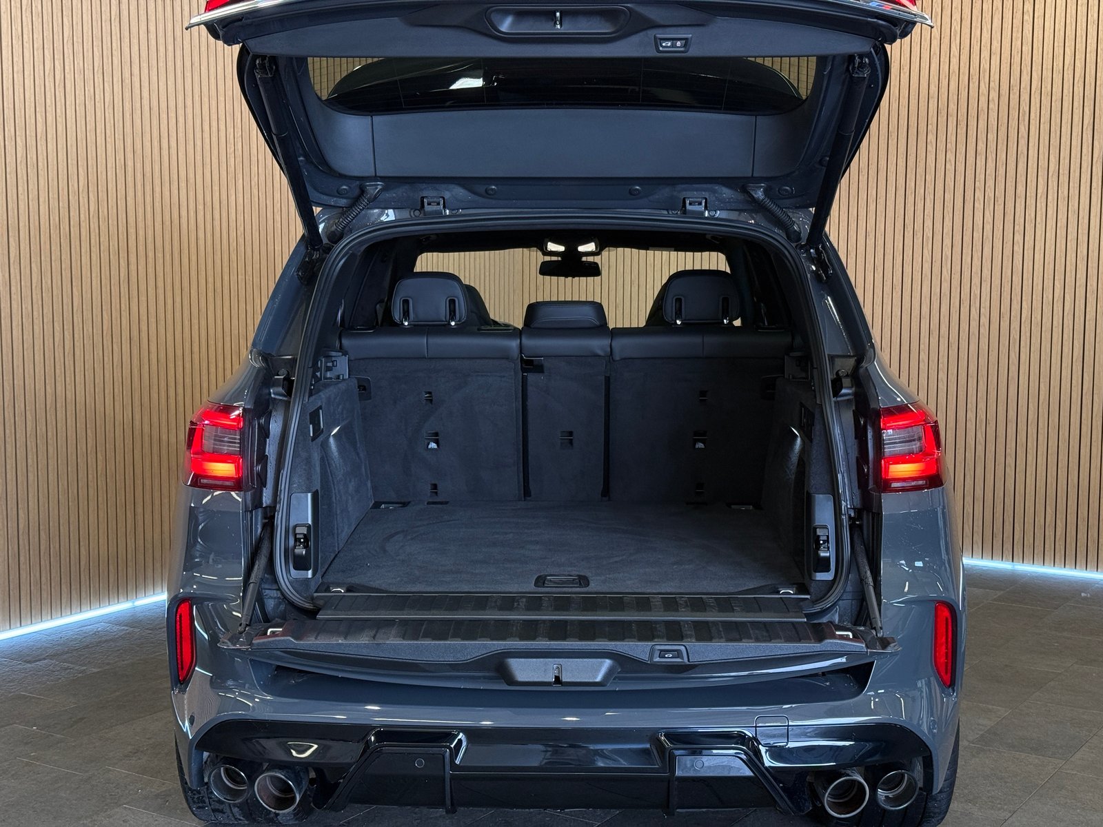 BMW X5M Competition Steptronic Competition, Benzin, Occasion / Gebraucht, Automatik - 7