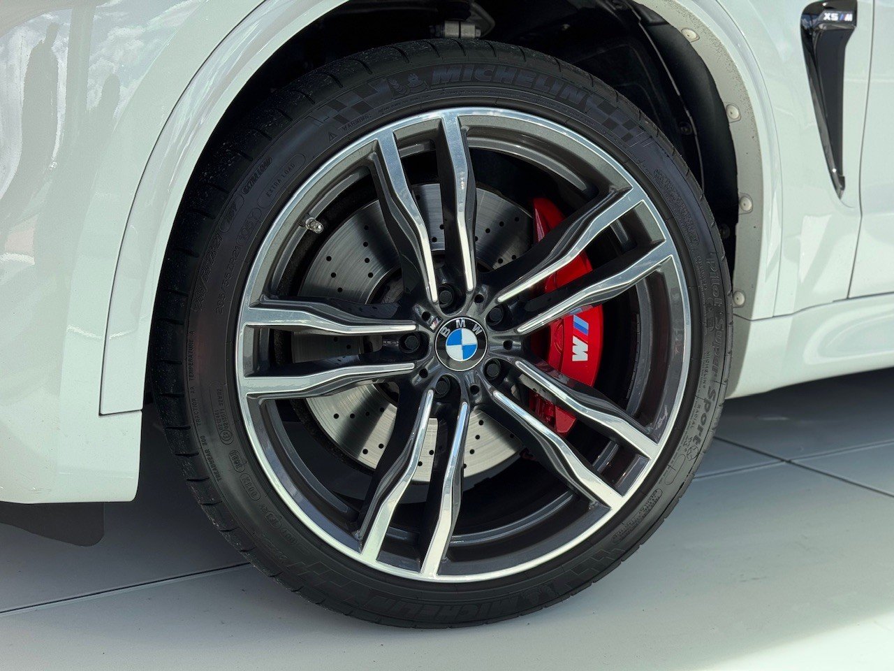 BMW X5M Steptronic, Benzin, Occasion / Gebraucht, Automatik - 3