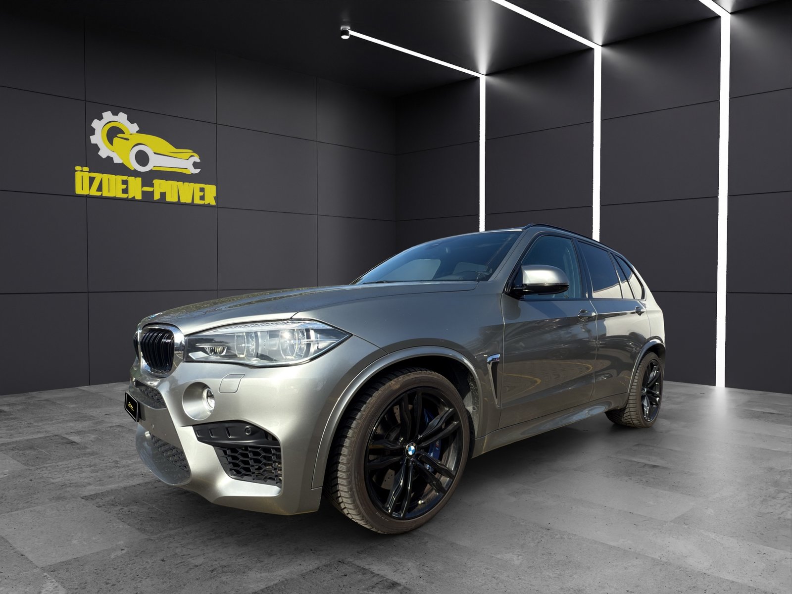 BMW X5M Steptronic