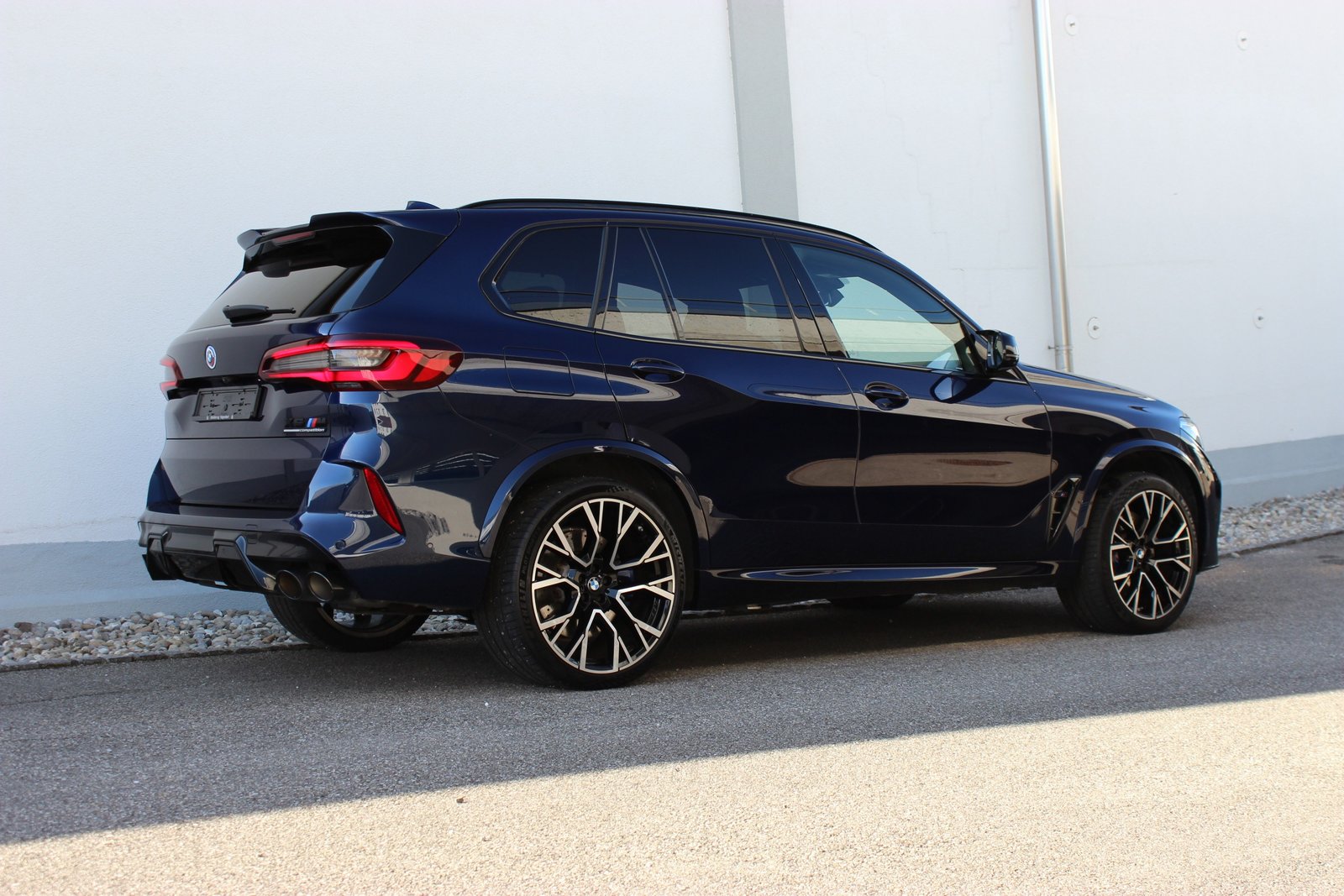 BMW X5M Competition Individual TANSANITBLAU *BOWERS WILKINS