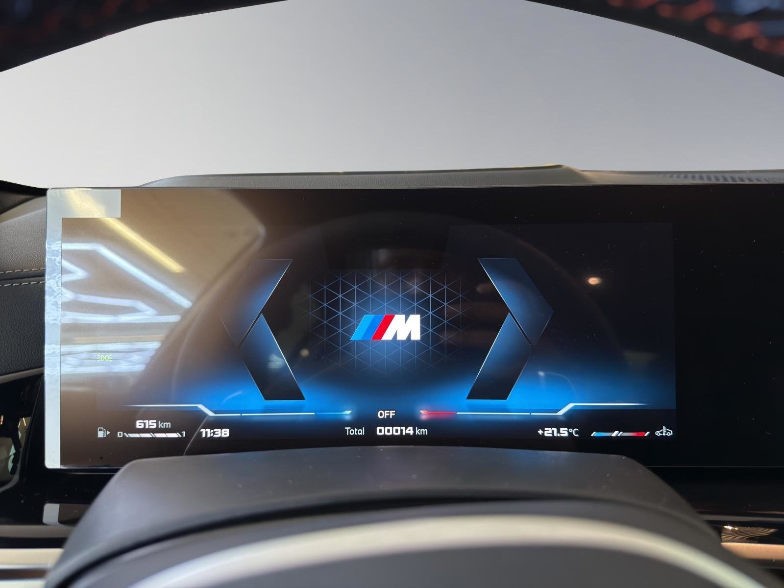 BMW X6 M60i, Hybride Léger Essence/Électricité, Voiture nouvelle, Automatique - 5