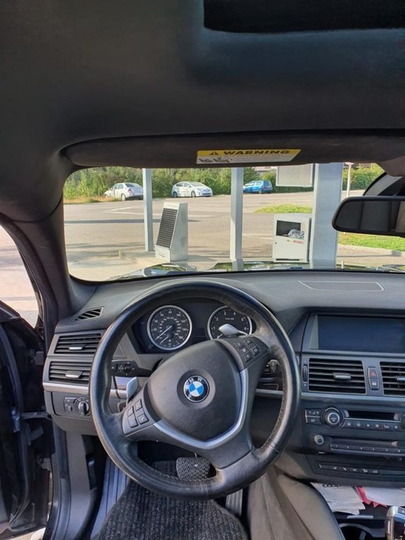 BMW X6 50i Steptronic, Benzin, Occasion / Gebraucht, Automatik - 7