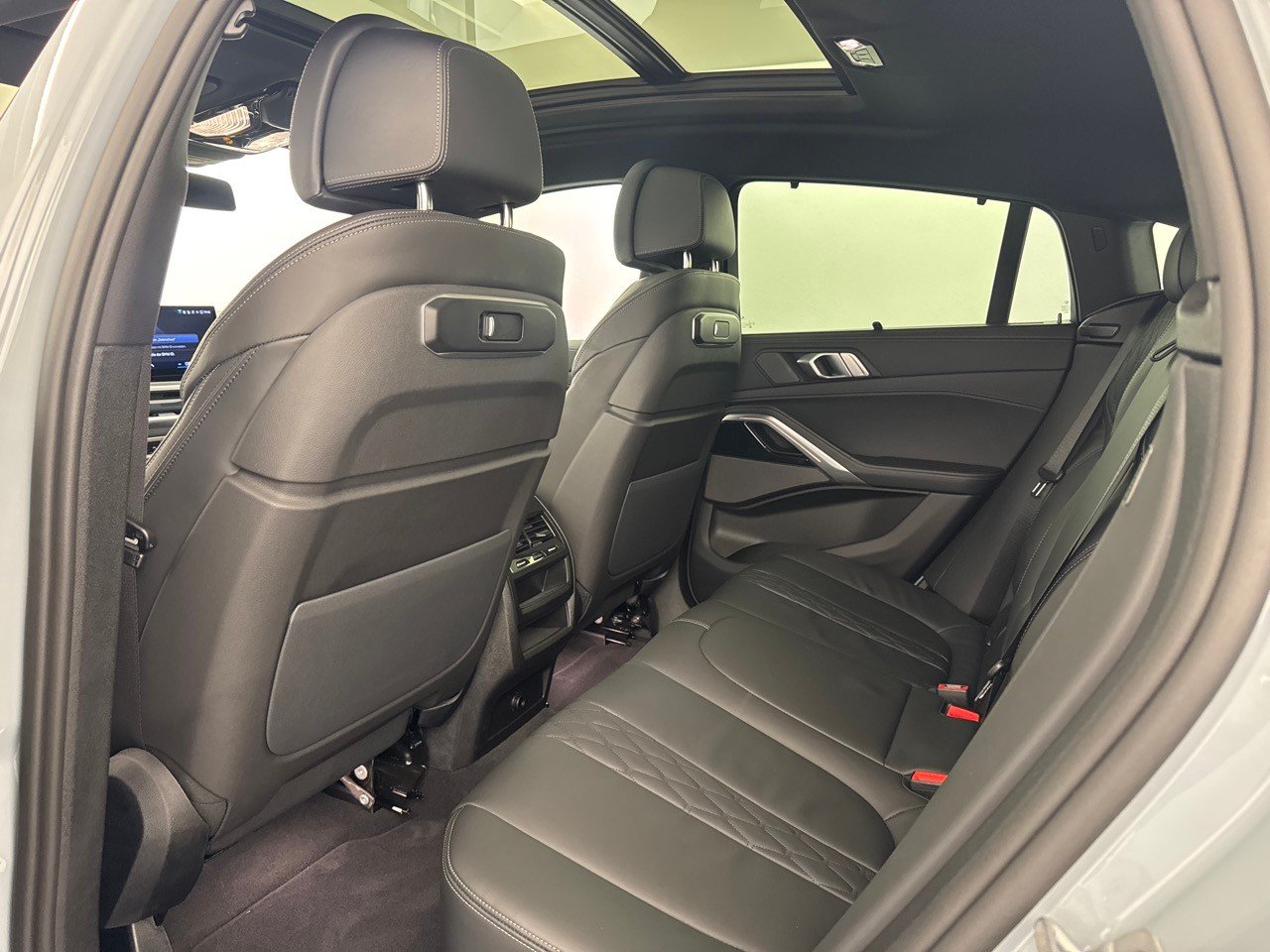 BMW X6 48V 40i M Sport, Mild-Hybrid Benzin/Elektro, Occasion / Gebraucht, Automatik - 6