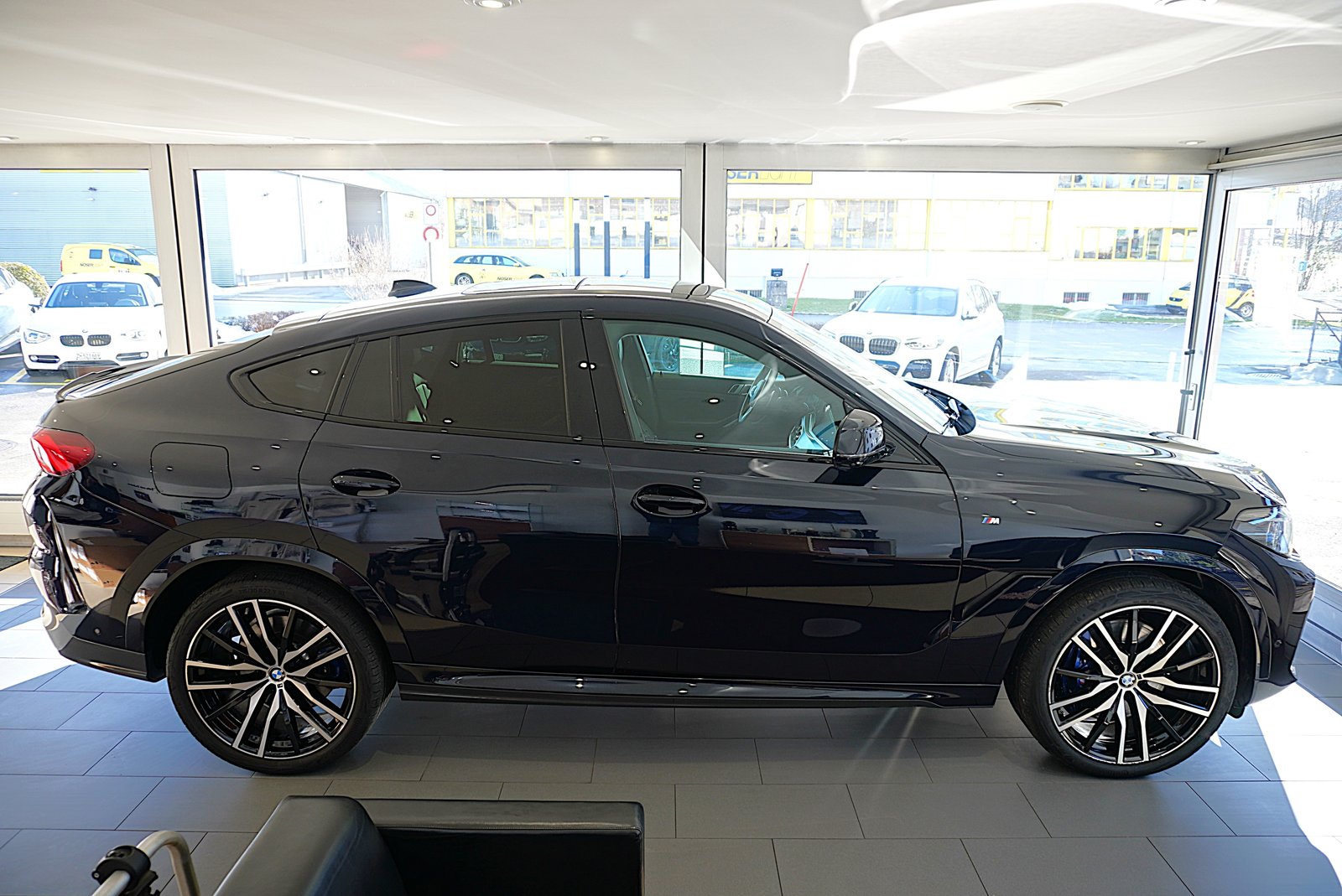 BMW X6 48V 40d Steptronic M Sport, Mild-Hybrid Diesel/Electric, Second hand / Used, Automatic - 4