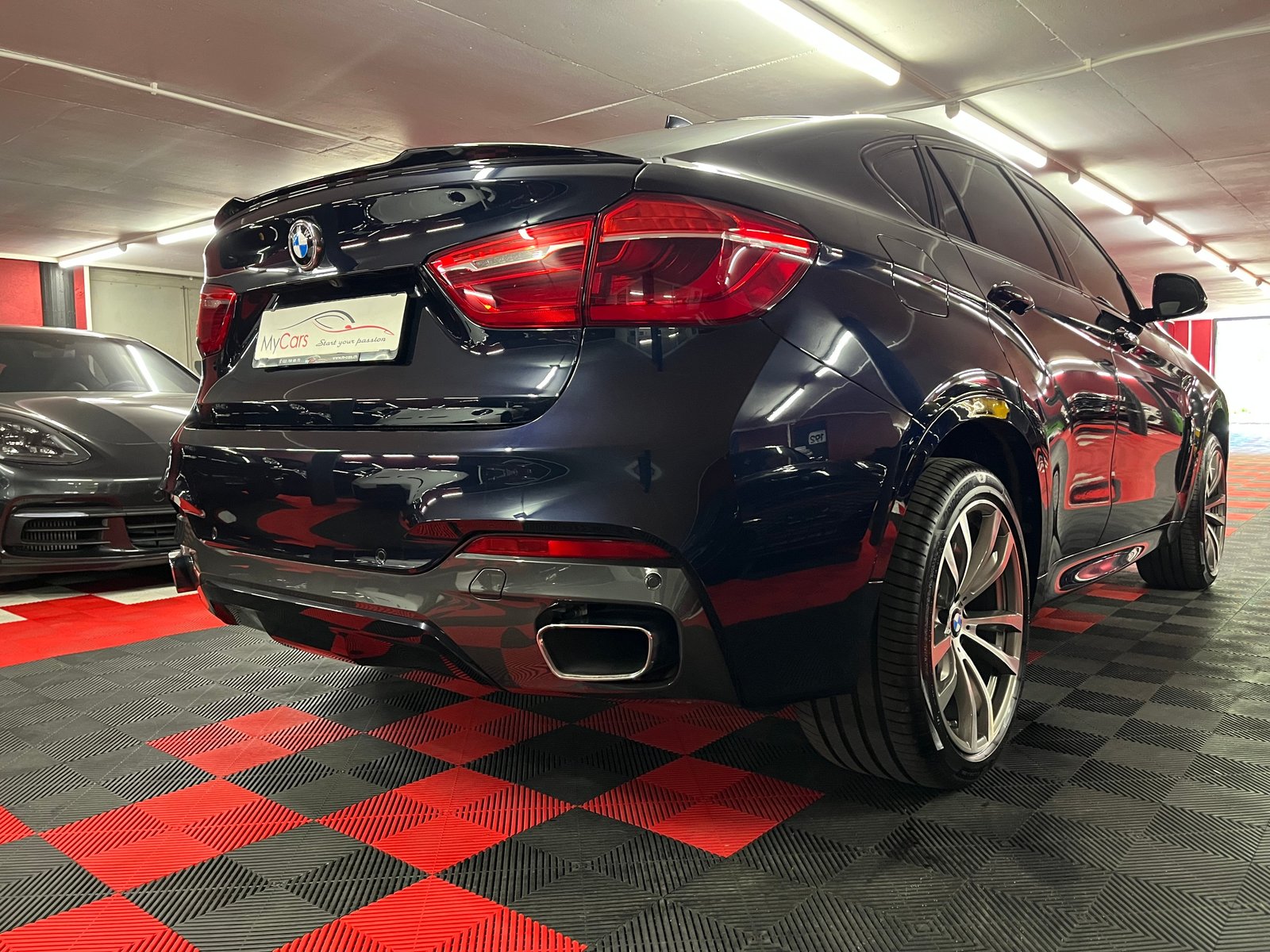 BMW X6 35i Steptronic, Benzin, Occasion / Gebraucht, Automatik - 7
