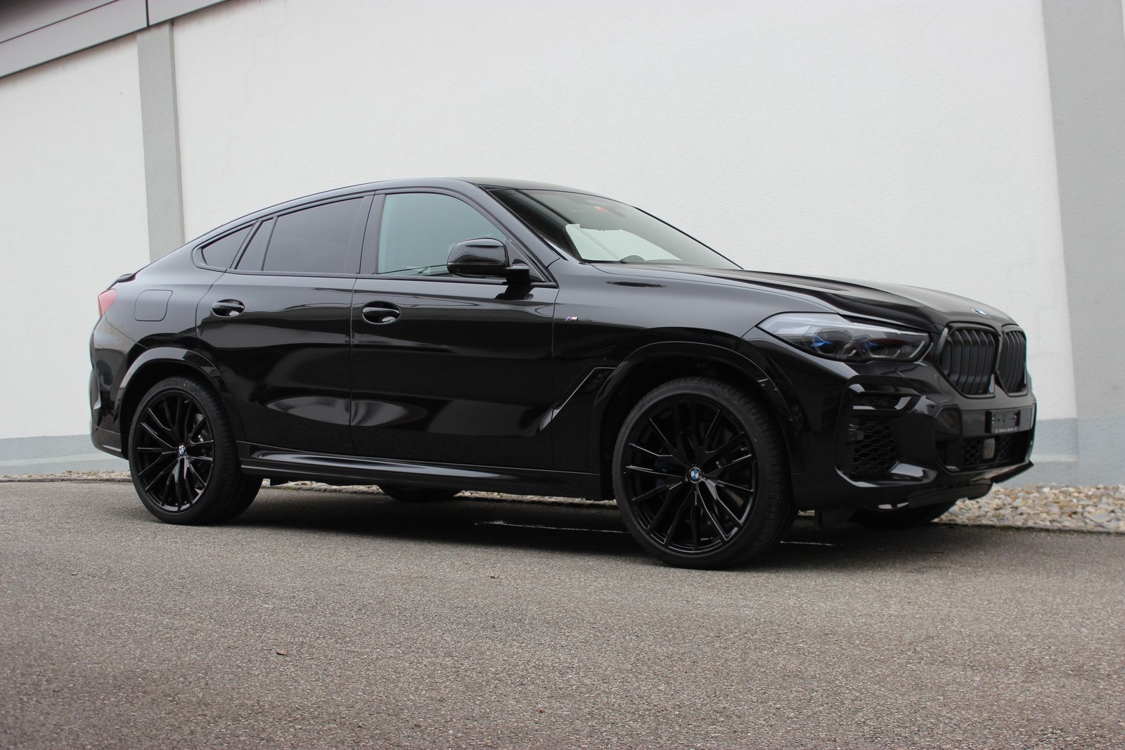 BMW X6 M50i, Benzin, Occasion / Gebraucht, Automatik - 6