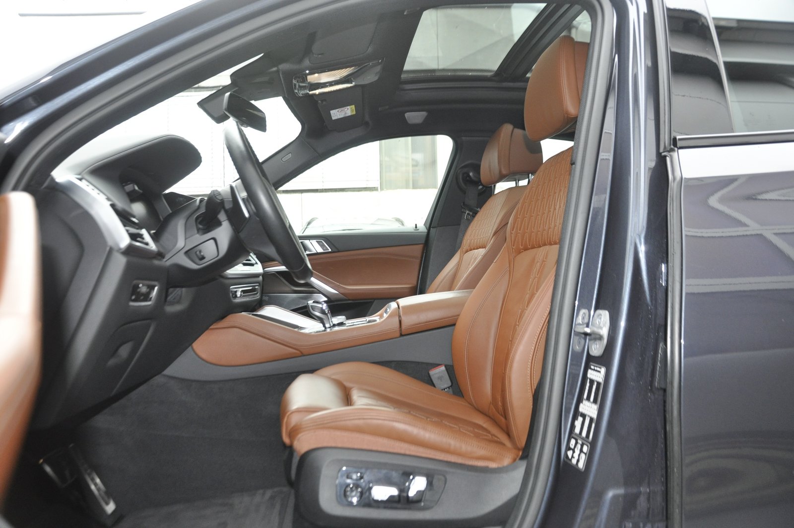 BMW X6 48V 40i M Sport Steptronic I Anhängerkupplung, Mild-Hybrid Benzin/Elektro, Occasion / Gebraucht, Automatik - 5