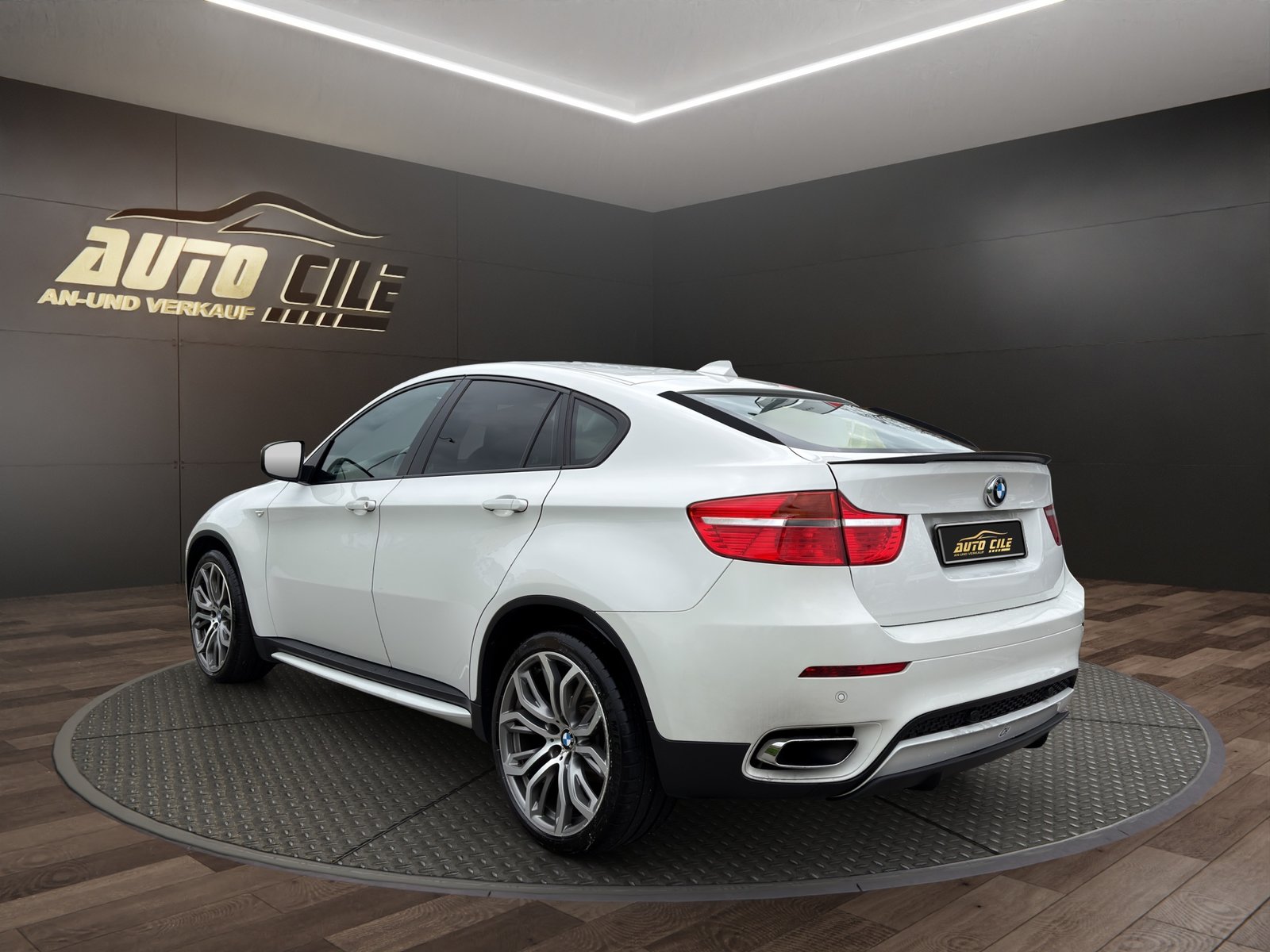 BMW X6 40d Steptronic, Diesel, Occasion / Gebraucht, Automatik - 6