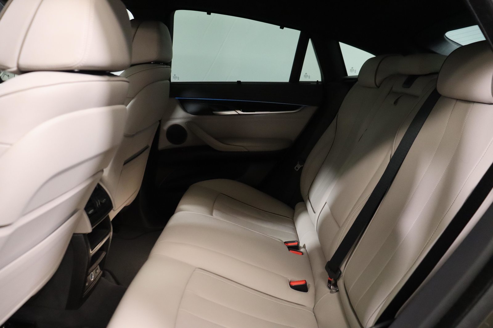 BMW X6 50i xDrive, Benzina, Occasioni / Usate, Automatico - 4