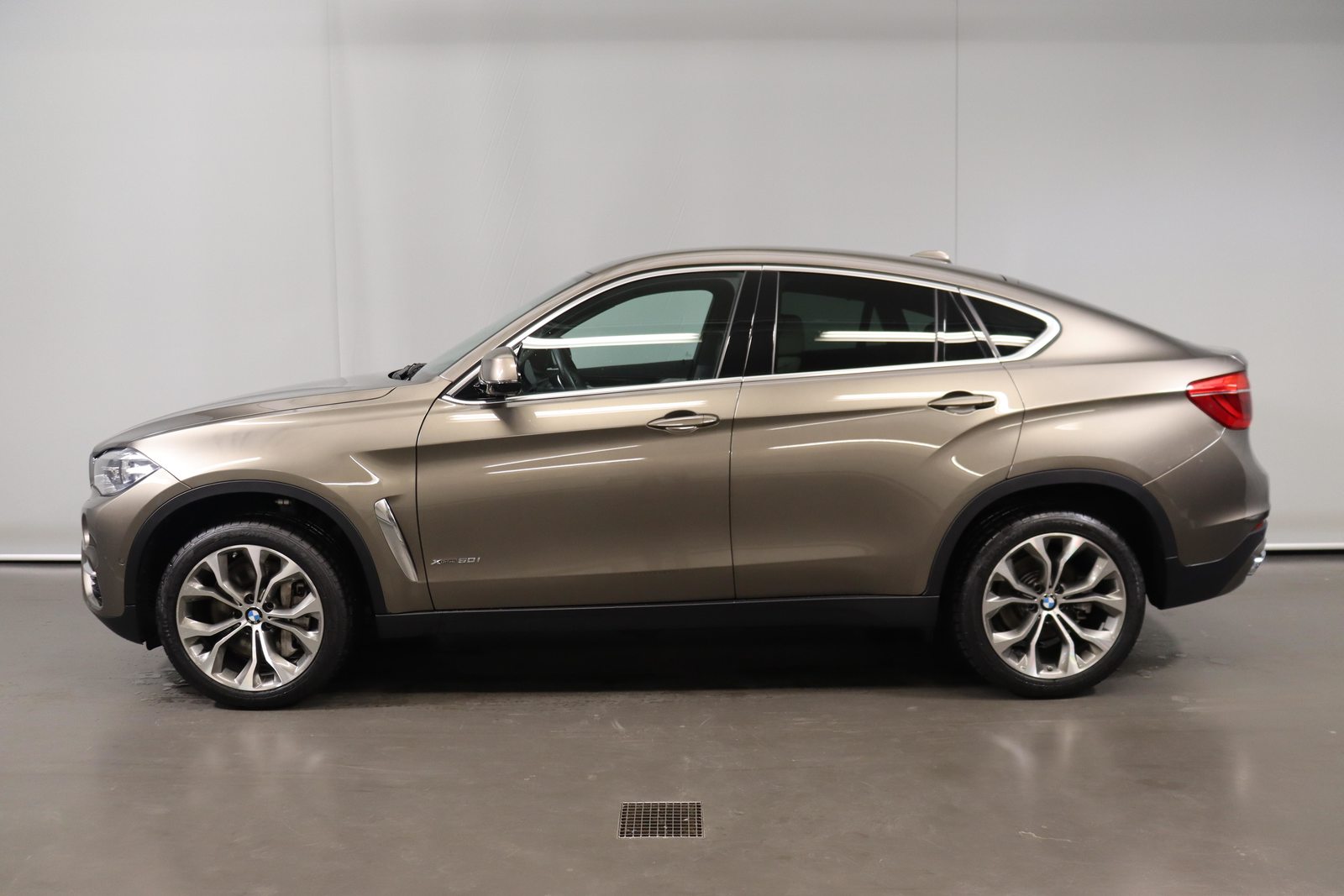 BMW X6 50i xDrive, Benzina, Occasioni / Usate, Automatico - 5
