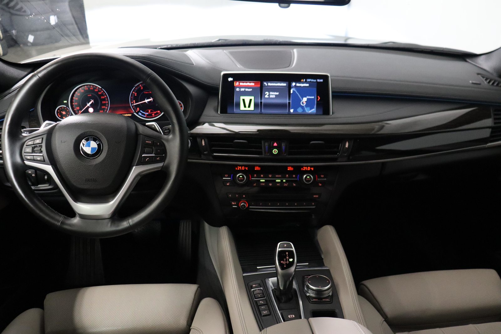 BMW X6 50i xDrive, Benzina, Occasioni / Usate, Automatico - 7