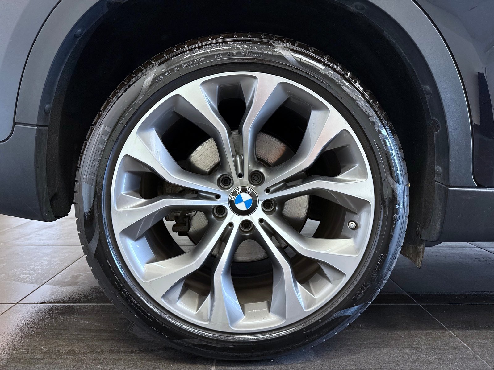 BMW X6 50i Steptronic, Petrol, Second hand / Used, Automatic - 6