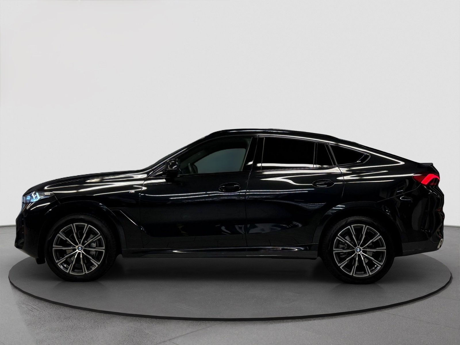 BMW X6 48V 40d Steptronic M Sport, Mild-Hybrid Diesel/Elektro, Occasion / Gebraucht, Automatik - 2