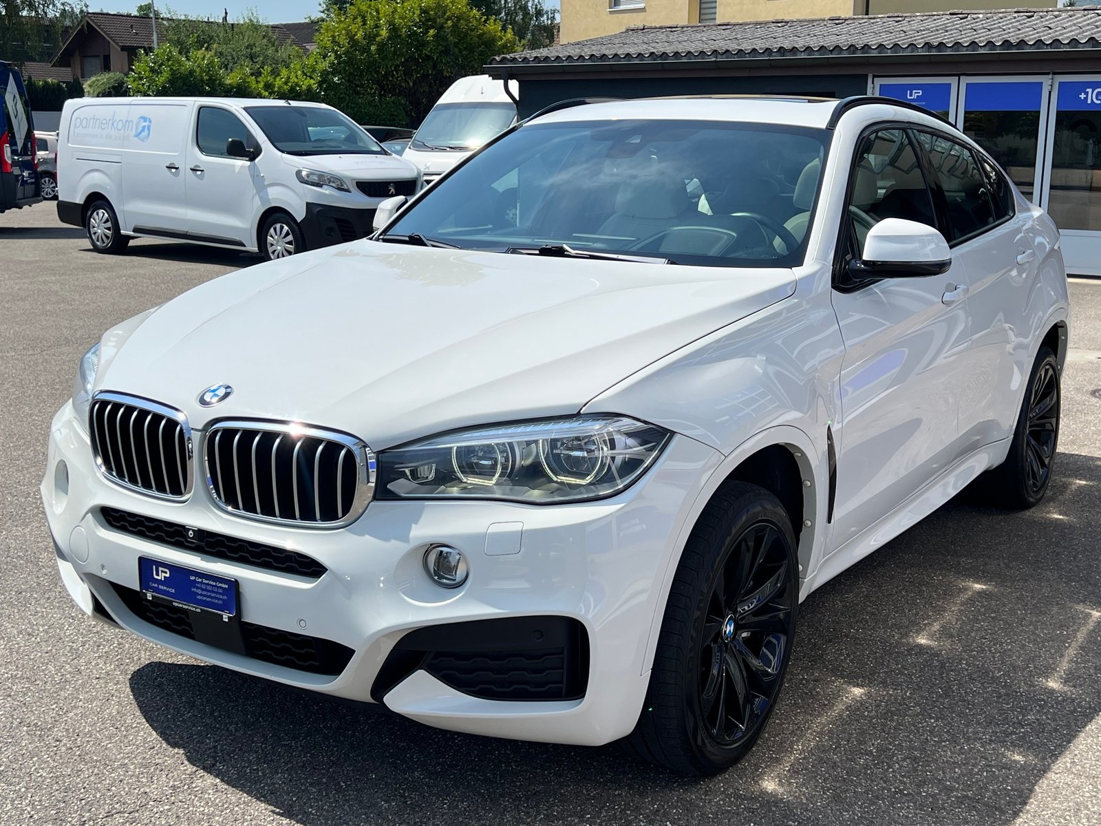 BMW X6 50i * AHK 2.7 T *, Benzin, Occasion / Gebraucht, Automatik - 2