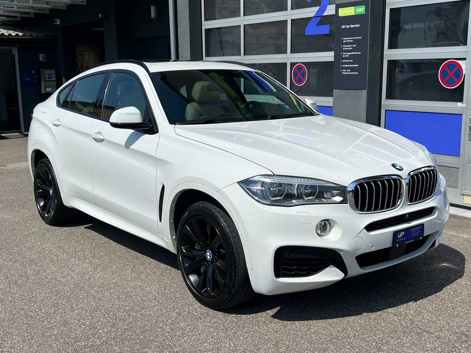 BMW X6 50i * AHK 2.7 T *, Benzin, Occasion / Gebraucht, Automatik - 3