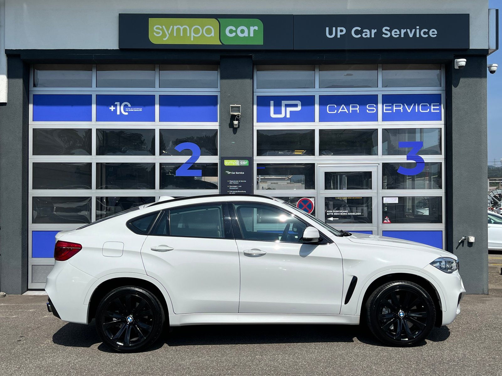 BMW X6 50i * AHK 2.7 T *, Benzin, Occasion / Gebraucht, Automatik - 4