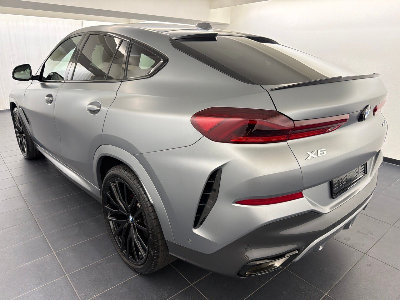 BMW X6 48V 40d M Sport Pro, Hybride Léger Diesel/Électricité, Occasion / Utilisé, Automatique - 2