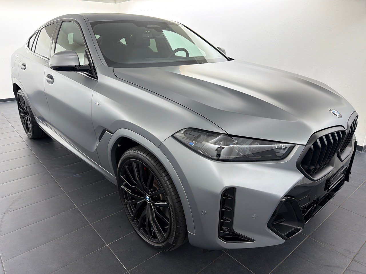 BMW X6 48V 40d M Sport Pro, Hybride Léger Diesel/Électricité, Occasion / Utilisé, Automatique - 4