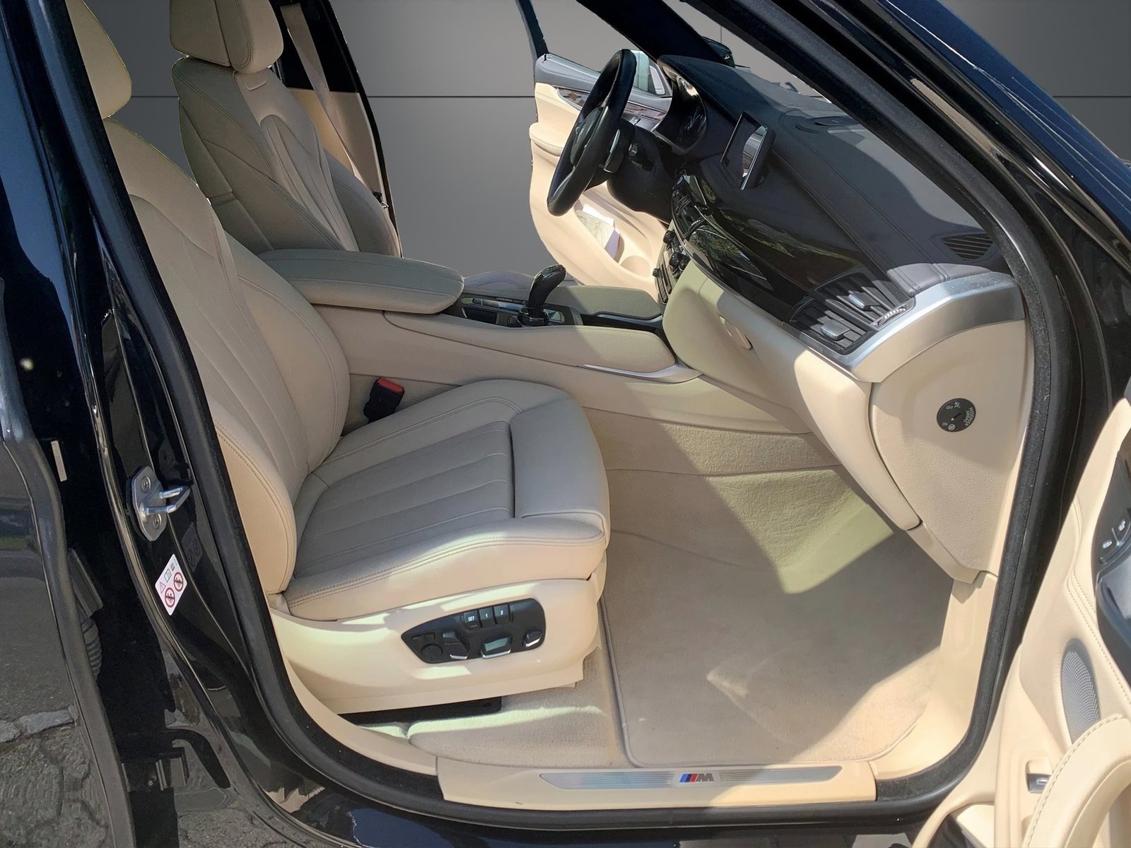 BMW X6 40d Pure M Sport Steptronic, Diesel, Occasion / Gebraucht, Automatik - 7