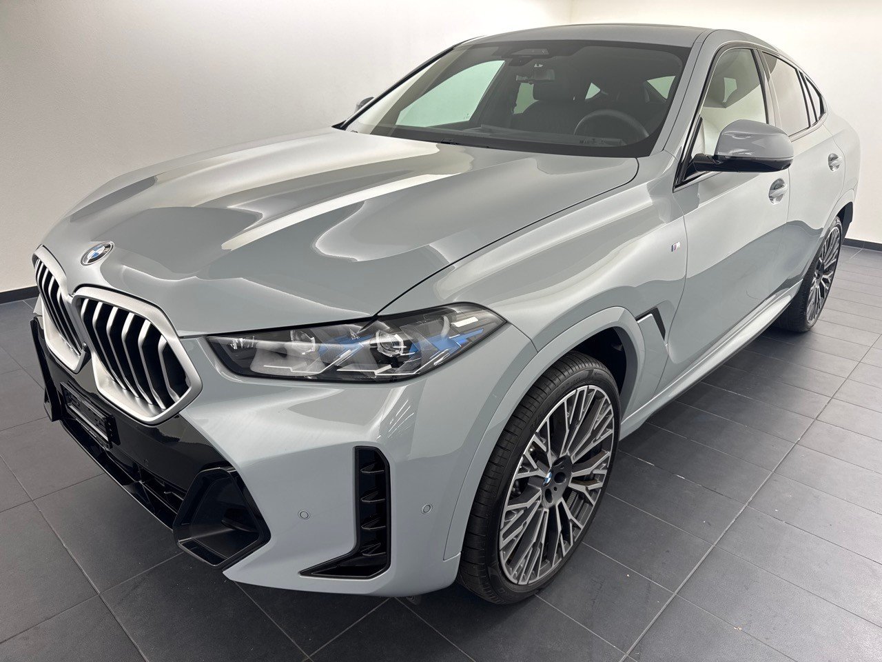 BMW X6 48V 40i M Sport