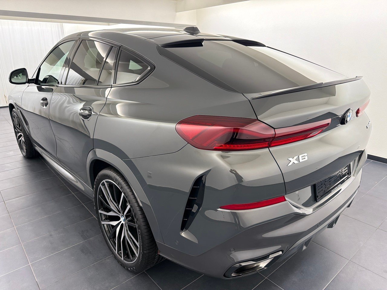 BMW X6 48V 40d M Sport, Mild-Hybrid Diesel/Elektro, Occasion / Gebraucht, Automat - 2