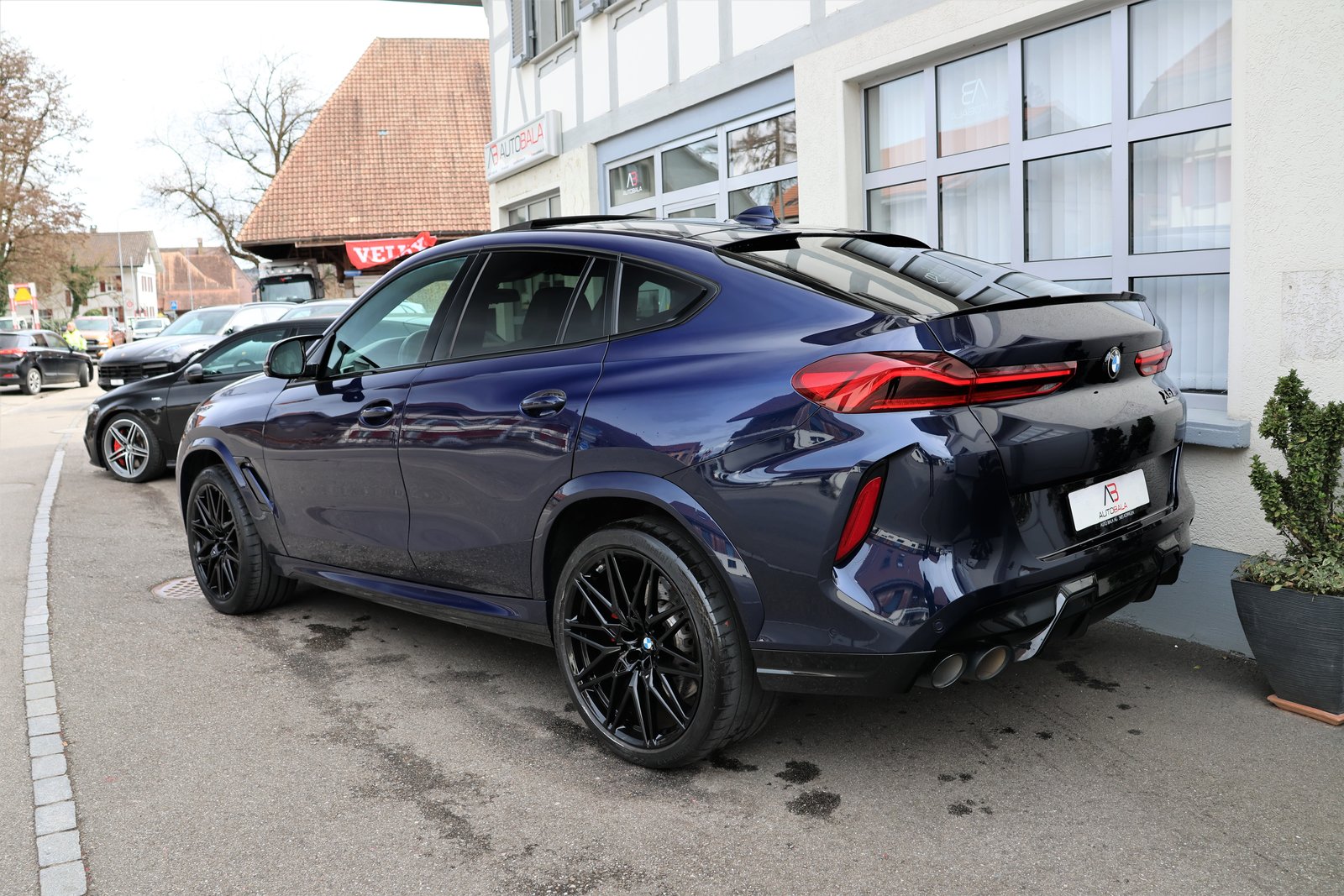 BMW X6M Steptronic M Competition (CH) Tansanitblau, Benzin, Occasion / Gebraucht, Automatik - 7