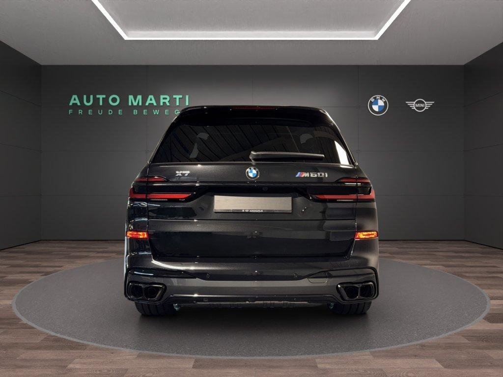 BMW X7 M60i, Mild-Hybrid Petrol/Electric, New car, Automatic - 3